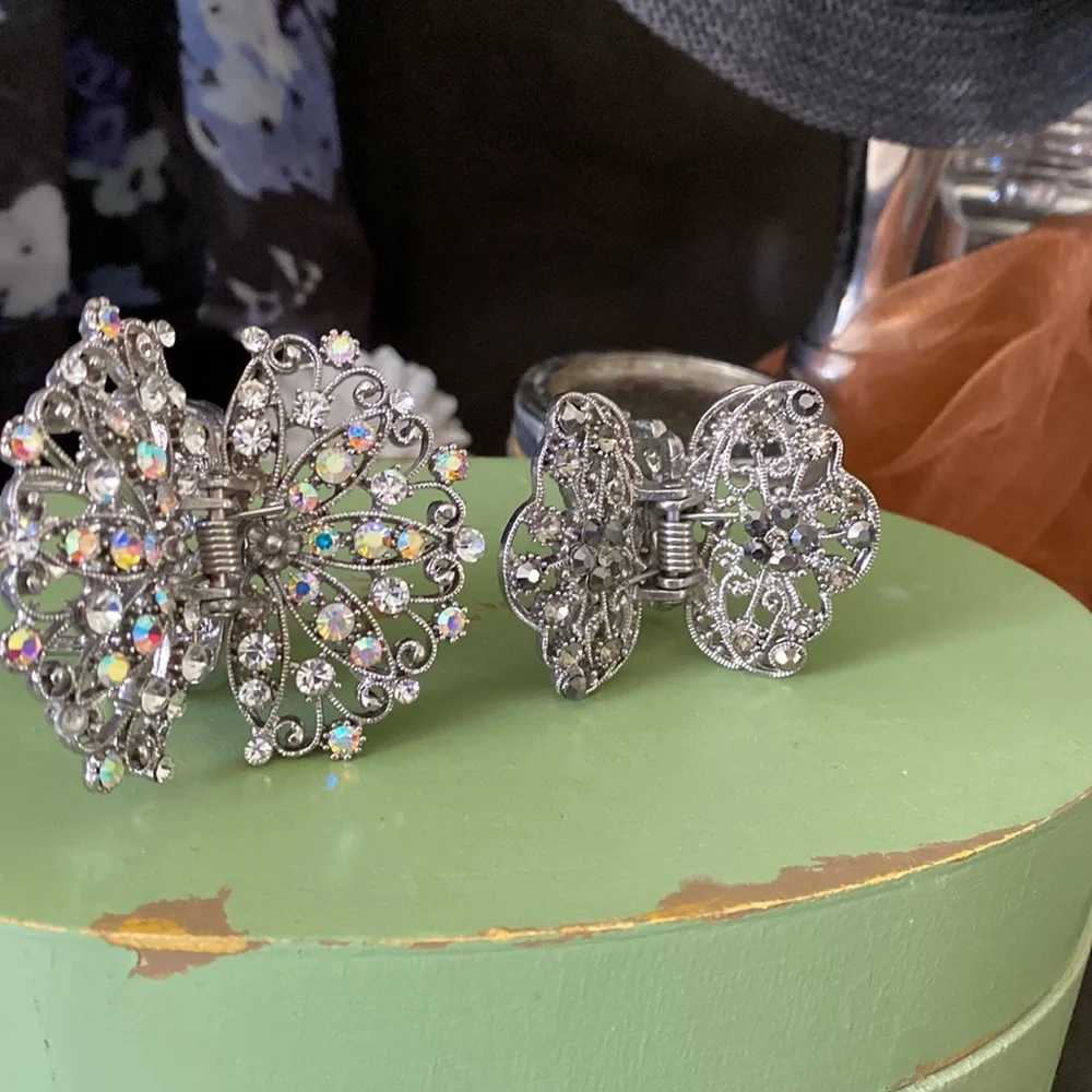 #183 Beautiful butterfly, jeweled, hair clips prices for one two available - Picture 11 of 13